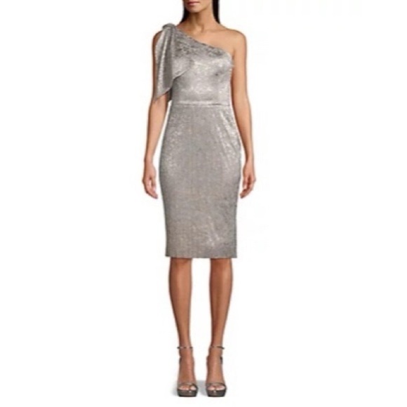Betsy & Adam Metallic One Shoulder Crinkle Foil Dress Bow Sash Size 4 NWT - Picture 9 of 10